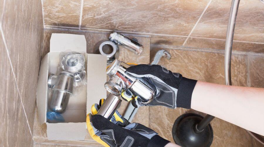 Professional residential roofers in De Soto, KS